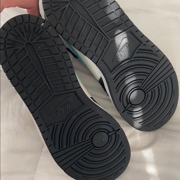 Custom Crackdown 3 Air Jordan 1 Sneakers - Picture 4 of 5